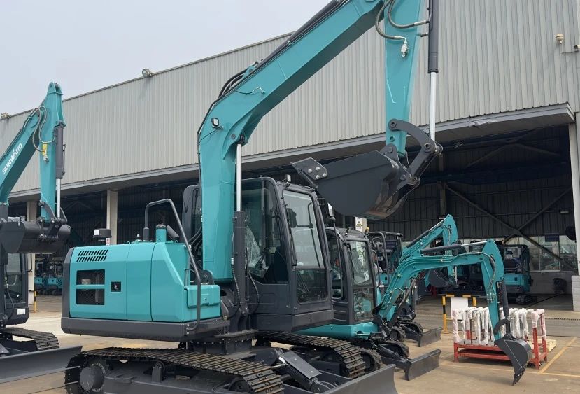 Tập trung vào nhu cầu thị trường, ba máy đào thủy lực kỹ thuật chất lượng cao của Sunward Intelligent Technology đã được ra mắt thành công