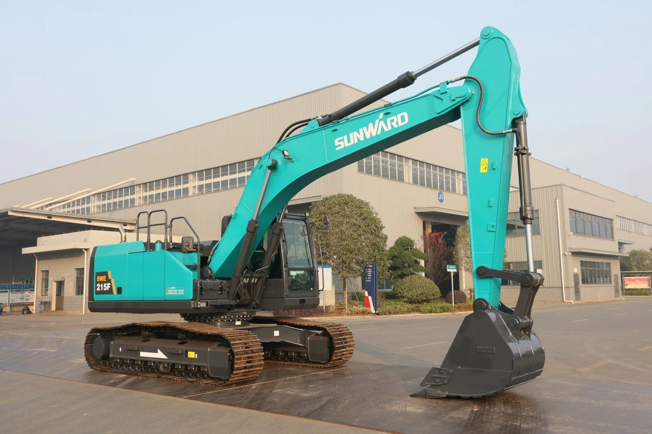Tập trung vào nhu cầu thị trường, ba máy đào thủy lực kỹ thuật chất lượng cao của Sunward Intelligent Technology đã được ra mắt thành công