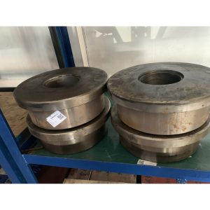 Bánh xe con lăn máy 460